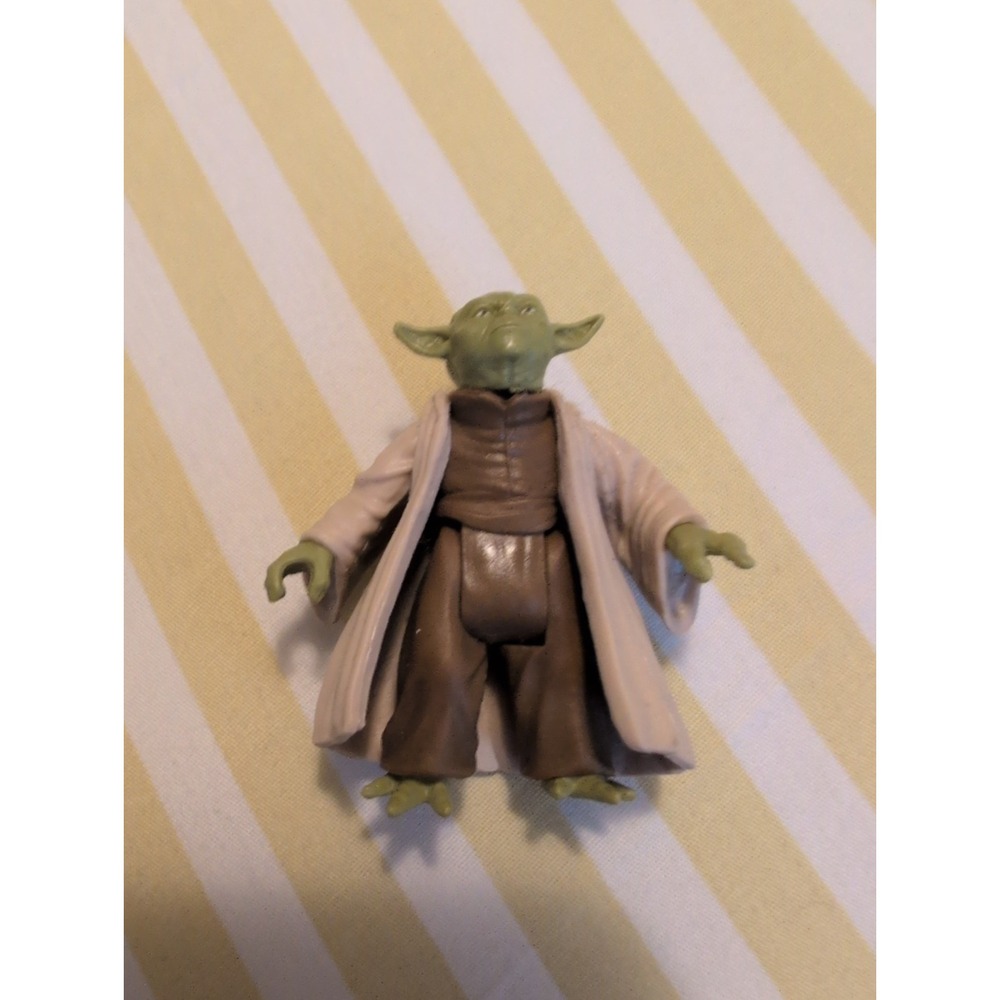 Star Wars Yoda Action Figure 2013 Hasbro Revenge of the Sith 1:18 Scale